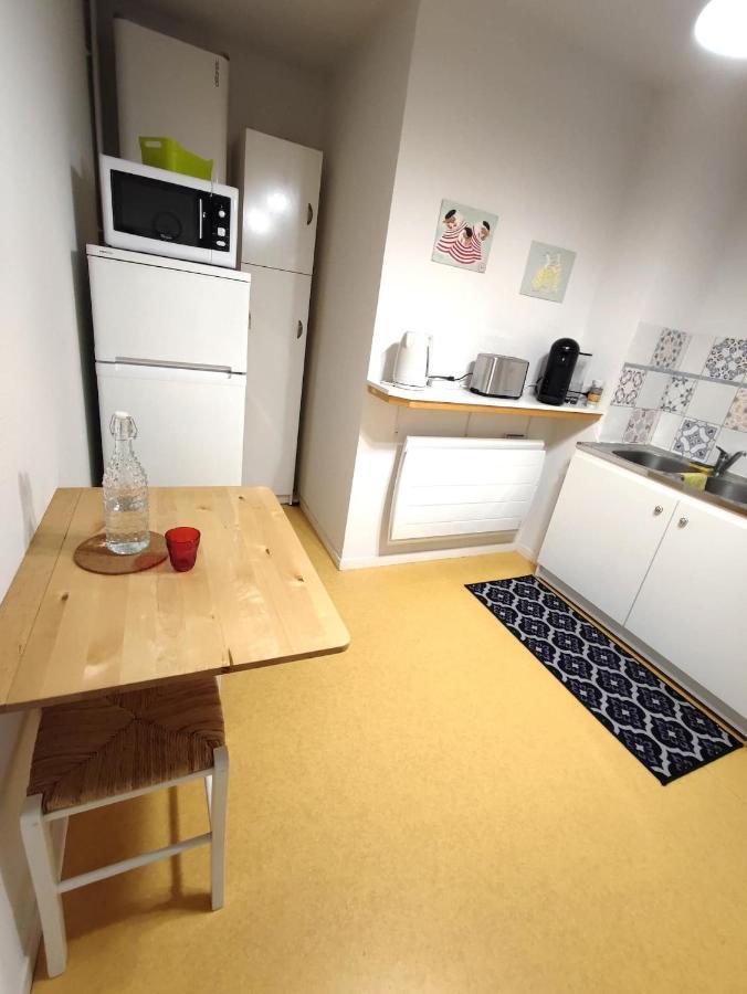 Grand Appartement En Rdc Vallee De 康庞 外观 照片