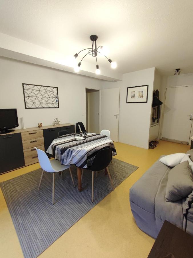 Grand Appartement En Rdc Vallee De 康庞 外观 照片